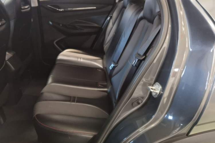 Used CHANGAN OSHAN X5 2021 1.6L CVT Luxury Model Left Rear Seat