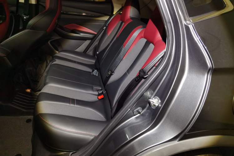 Used CHANGAN OSHAN X5 2021 1.5T DCT Luxury Edition Left Rear Seat