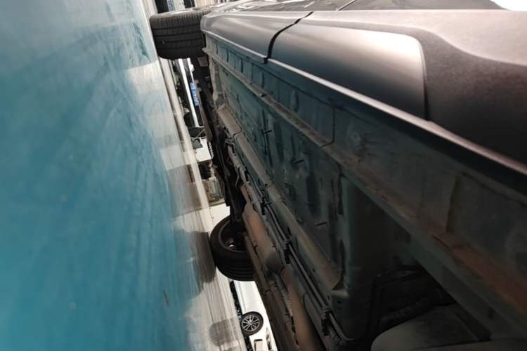 Used CHANGAN OSHAN X5 2021 1.5T DCT Flagship Edition Left Side Sill