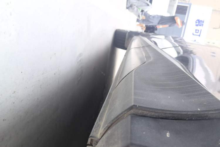 Used CHANGAN OSHAN X5 2021 Revised Version 1.5T DCT Luxury Edition Left Side Sill
