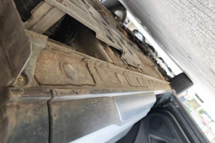 Used CHANGAN OSHAN X5 2021 1.6L CVT Youth Edition Left Side Sill