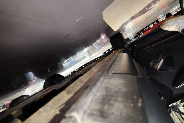 Used CHANGAN OSHAN X5 2021 1.5T DCT Prestige Edition Left Side Sill
