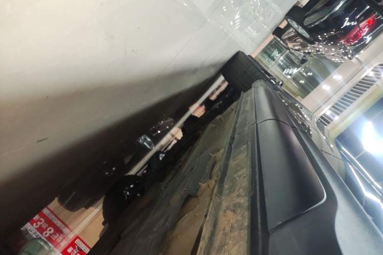Used CHANGAN OSHAN X5 2021 1.5T DCT Flagship Edition Left Side Sill