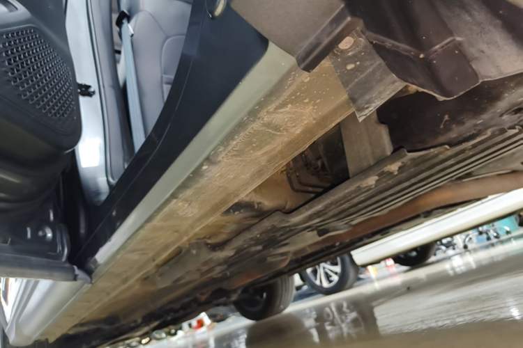 Used CHANGAN OSHAN X5 2021 Revised Version 1.5T DCT Luxury Edition Left Side Sill