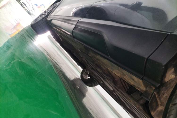 Used CHANGAN OSHAN X5 2021 1.5T DCT Flagship Edition Left Side Sill