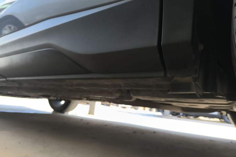 Used CHANGAN OSHAN X5 2021 1.5T DCT Prestige Edition Left Side Sill