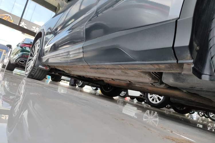Used CHANGAN OSHAN X5 2021 1.5T DCT Prestige Edition Left Side Sill