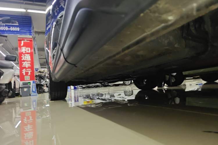 Used CHANGAN OSHAN X5 2021 1.5T DCT Flagship Edition Left Side Sill