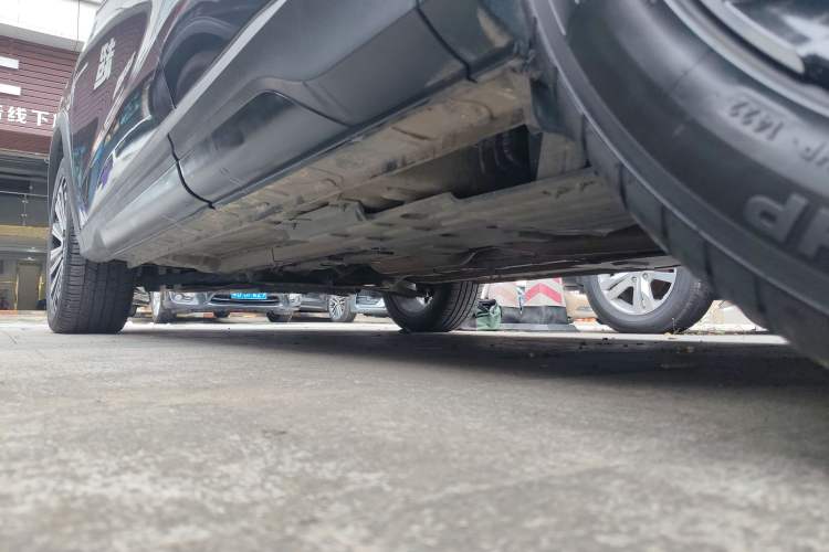 Used CHANGAN OSHAN X5 2021 1.5T DCT Prestige Edition Left Side Sill