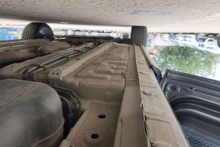 Used CHANGAN OSHAN X5 2021 1.5T DCT Flagship Edition Left Side Sill