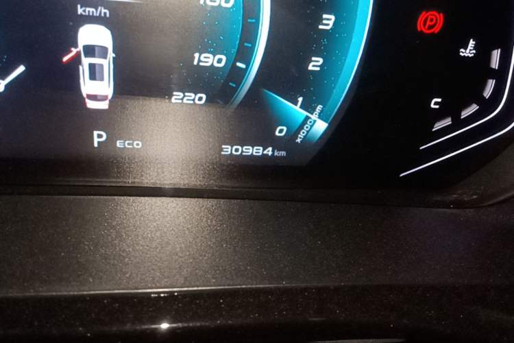Used CHANGAN OSHAN X5 2021 1.5T DCT Prestige Edition Odometer Close Up