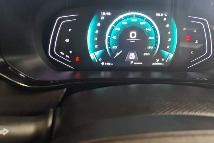 Used CHANGAN OSHAN X5 2021 1.5T DCT Flagship Edition Odometer Close Up