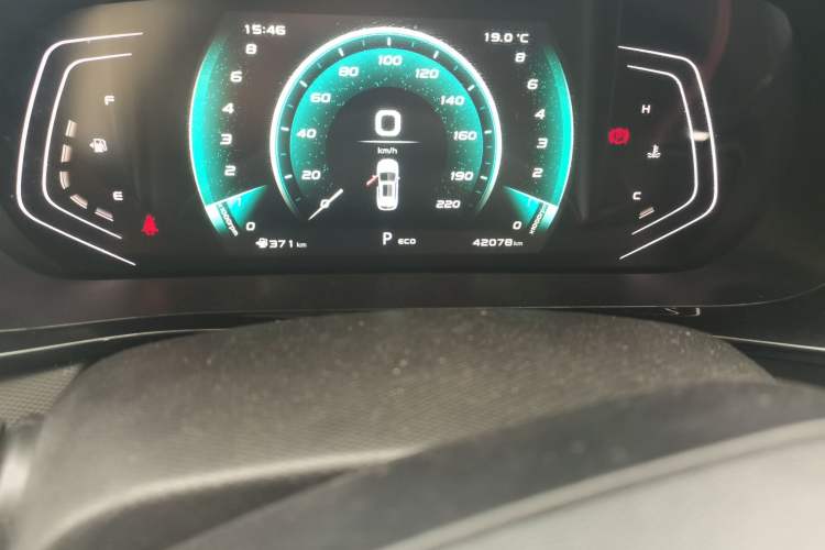 Used CHANGAN OSHAN X5 2021 1.5T DCT Prestige Edition Odometer Close Up