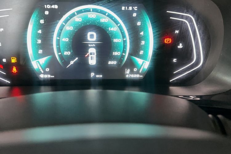 Used CHANGAN OSHAN X5 2021 1.5T DCT Flagship Edition Odometer Close Up