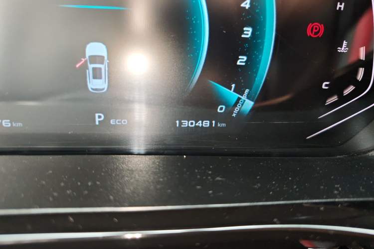 Used CHANGAN OSHAN X5 2021 1.5T DCT Prestige Edition Odometer Close Up
