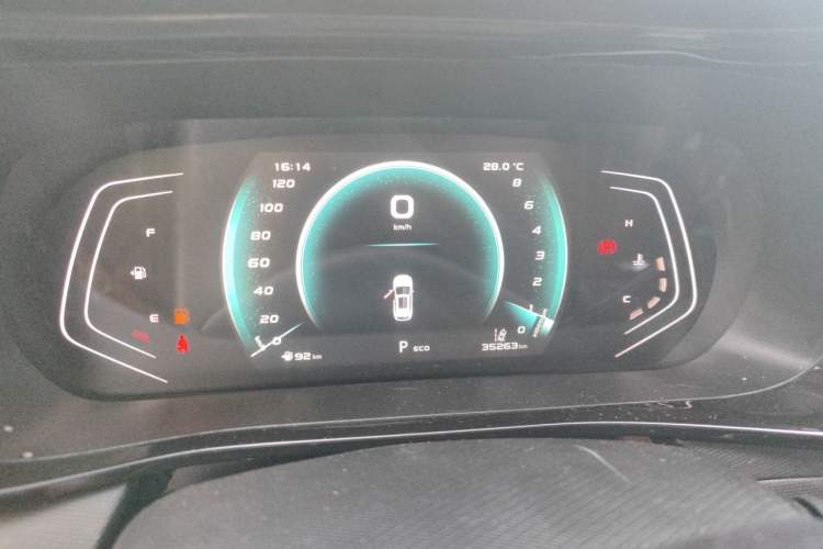 Used CHANGAN OSHAN X5 2021 1.5T DCT Flagship Edition Odometer Close Up