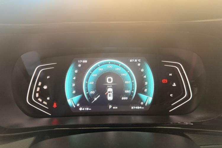 Used CHANGAN OSHAN X5 2021 1.5T DCT Prestige Edition Odometer Close Up