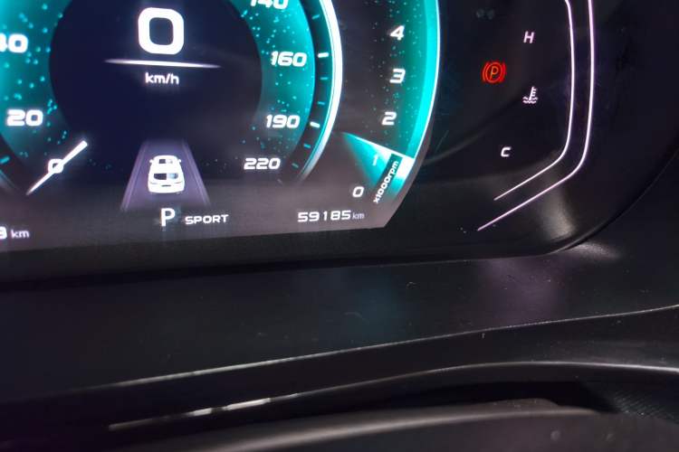Used CHANGAN OSHAN X5 2021 1.5T DCT Flagship Edition Odometer Close Up