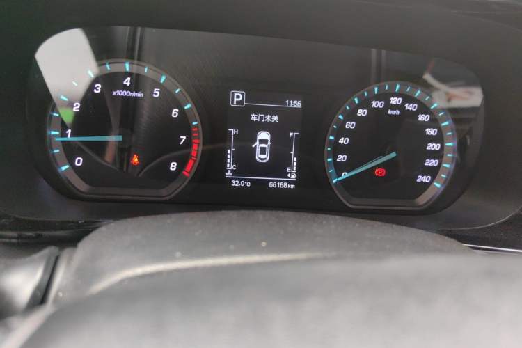 Used CHANGAN OSHAN X5 2021 Revised Version 1.5T DCT Luxury Edition Odometer Close Up
