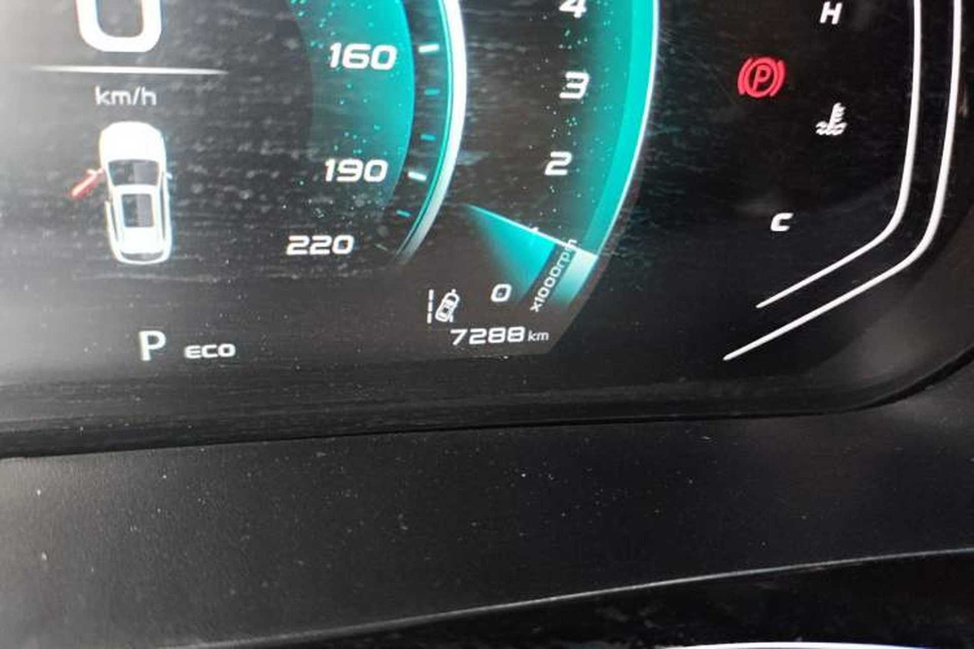 Used CHANGAN OSHAN X5 2021 1.5T DCT Flagship Edition Odometer Close Up