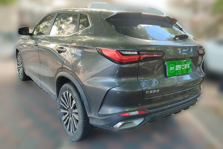 Used CHANGAN OSHAN X5 2021 1.6L CVT Luxury Model Rear Left 45 Deg