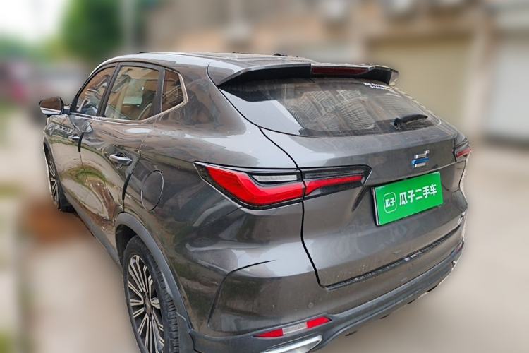 Used CHANGAN OSHAN X5 2021 1.6L CVT Luxury Model Rear Left 45 Deg
