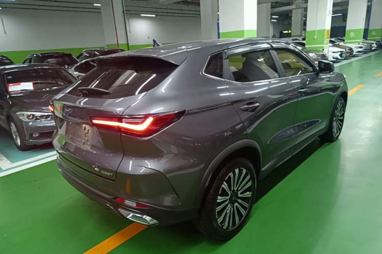 Used CHANGAN OSHAN X5 2021 Revised Version 1.5T DCT Luxury Edition Rear Right 45 Deg