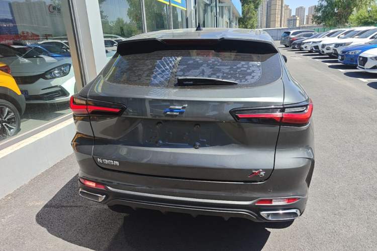 Used CHANGAN OSHAN X5 2021 1.6L CVT Luxury Model Rear