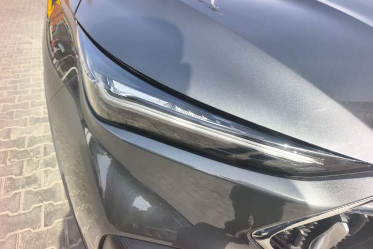 Used CHANGAN OSHAN X5 2021 1.5T DCT Prestige Edition Right Front Headlight