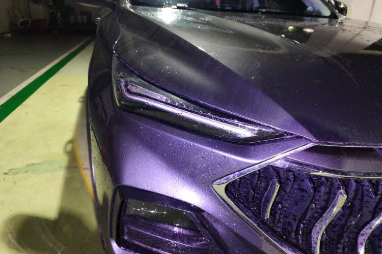 Used CHANGAN OSHAN X5 2021 1.5T DCT Prestige Edition Right Front Headlight