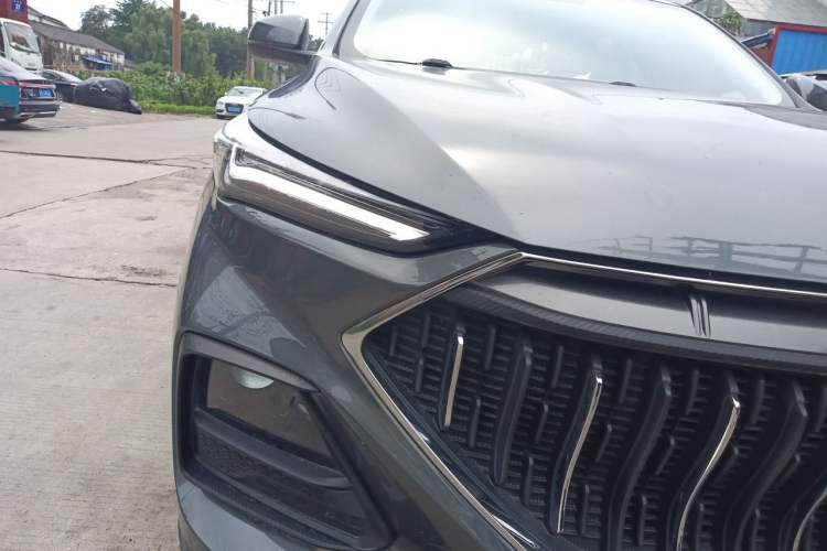 Used CHANGAN OSHAN X5 2021 1.6L CVT Luxury Model Right Front Headlight