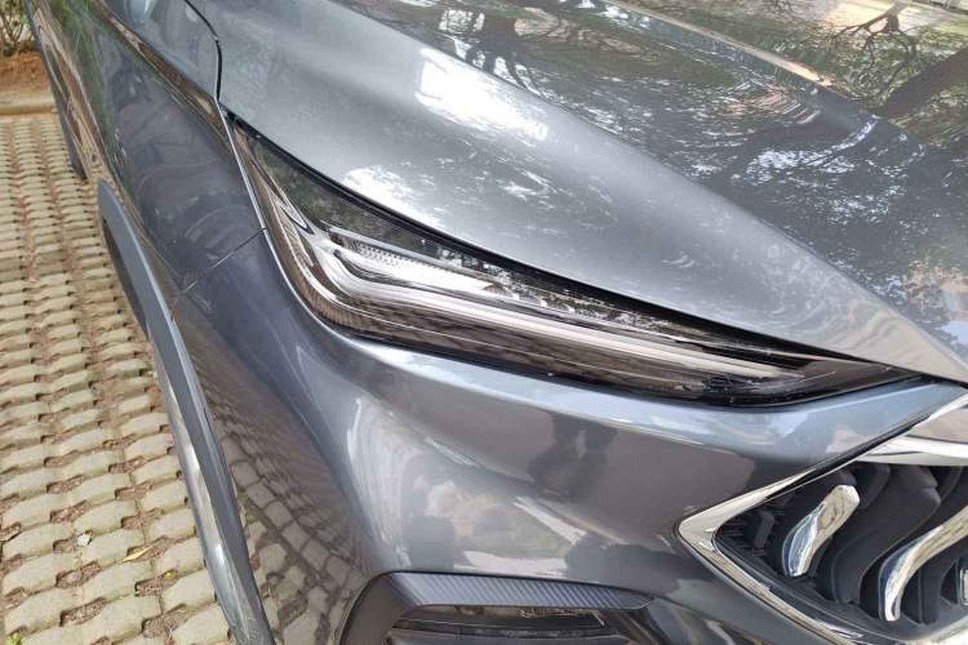 Used CHANGAN OSHAN X5 2021 1.6L Manual Luxury Model Right Front Headlight