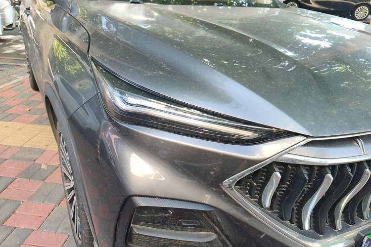 Used CHANGAN OSHAN X5 2021 1.6L CVT Luxury Model Right Front Headlight