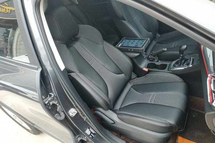 Used CHANGAN OSHAN X5 2021 Revised Version 1.6L Manual Luxury Edition Right Front Seat