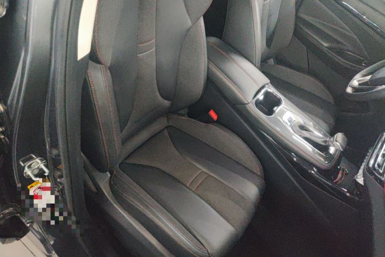 Used CHANGAN OSHAN X5 2021 1.6L CVT Luxury Model Right Front Seat