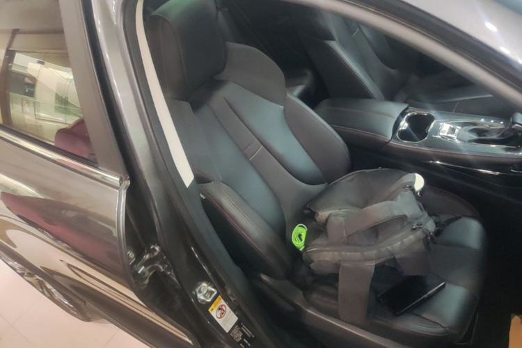 Used CHANGAN OSHAN X5 2021 1.5T DCT Flagship Edition Right Front Seat