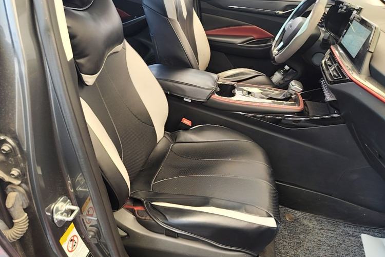 Used CHANGAN OSHAN X5 2021 1.5T DCT Flagship Edition Right Front Seat