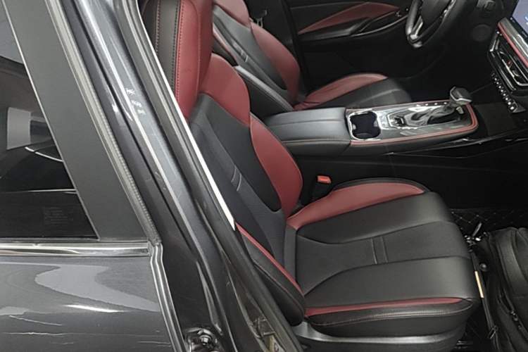 Used CHANGAN OSHAN X5 2021 1.5T DCT Flagship Edition Right Front Seat
