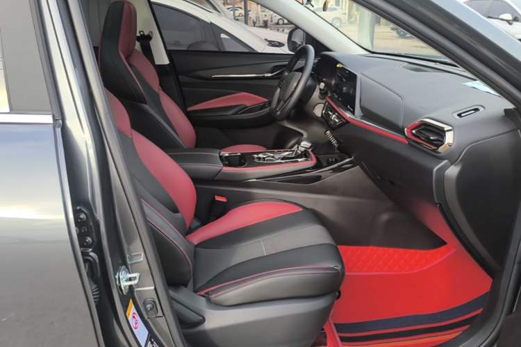 Used CHANGAN OSHAN X5 2021 1.5T DCT Flagship Edition Right Front Seat