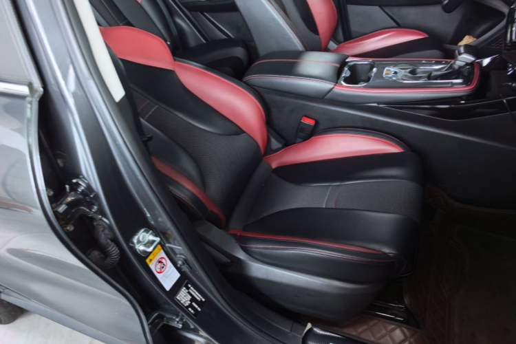 Used CHANGAN OSHAN X5 2021 1.5T DCT Prestige Edition Right Front Seat