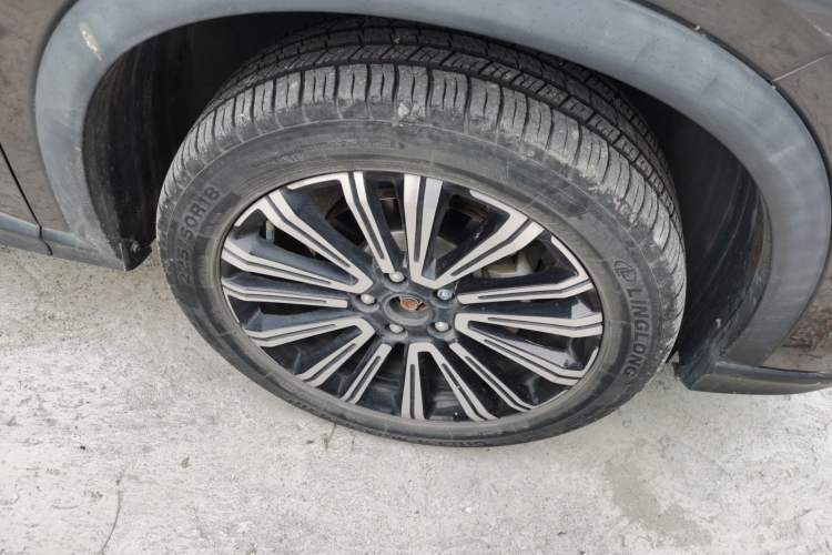 Used CHANGAN OSHAN X5 2021 1.5T DCT Luxury Edition Right Front Wheel Hub