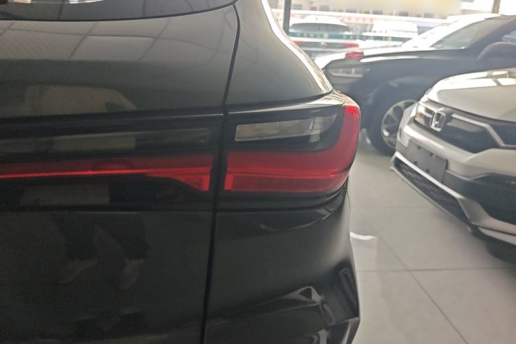 Used CHANGAN OSHAN X5 2021 1.6L CVT Flagship Model Right Rear Taillight