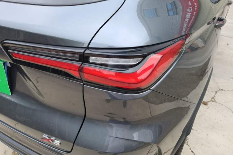 Used CHANGAN OSHAN X5 2021 1.6L CVT Luxury Model Right Rear Taillight