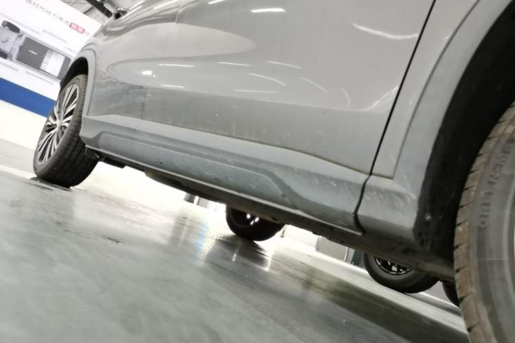 Used CHANGAN OSHAN X5 2021 1.5T DCT Flagship Edition Right Side Sill