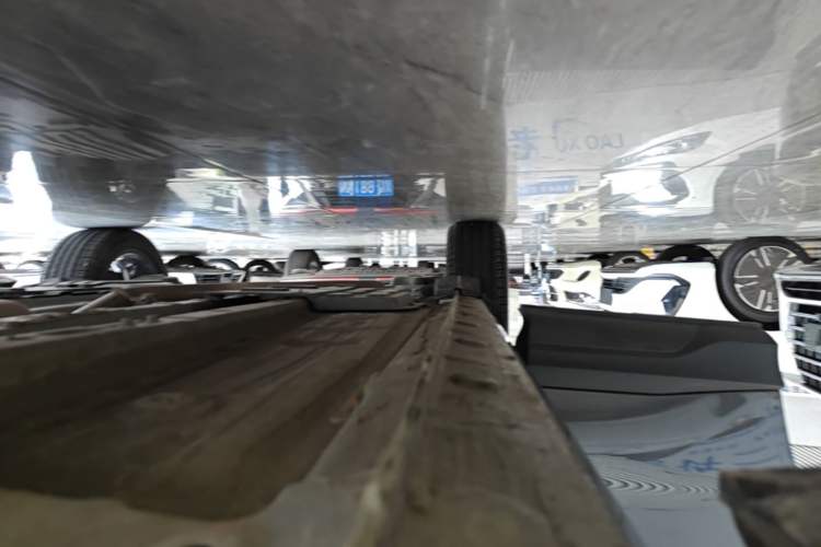 Used CHANGAN OSHAN X5 2021 Revised Version 1.5T DCT Luxury Edition Right Side Sill