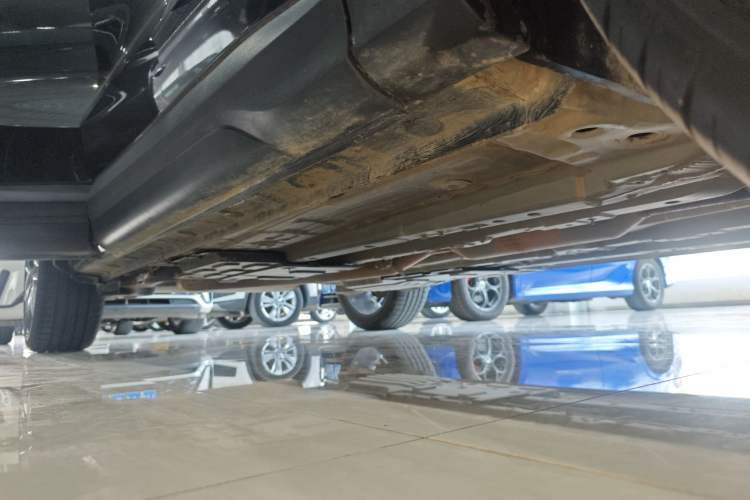 Used CHANGAN OSHAN X5 2021 1.5T DCT Flagship Edition Right Side Sill