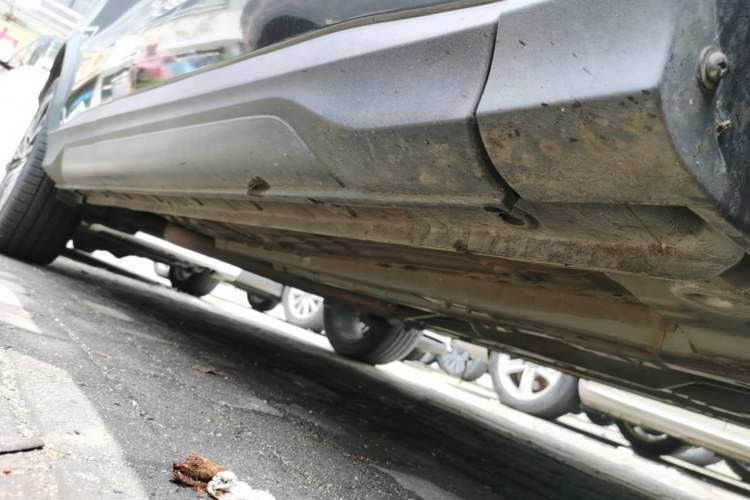 Used CHANGAN OSHAN X5 2021 1.5T DCT Flagship Edition Right Side Sill