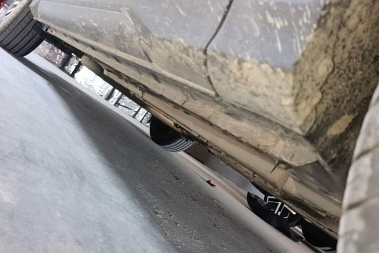 Used CHANGAN OSHAN X5 2021 1.5T DCT Prestige Edition Right Side Sill