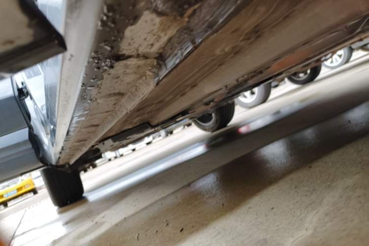 Used CHANGAN OSHAN X5 2021 1.5T DCT Prestige Edition Right Side Sill