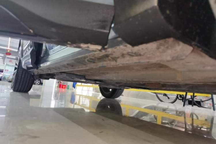 Used CHANGAN OSHAN X5 2021 1.5T DCT Prestige Edition Right Side Sill